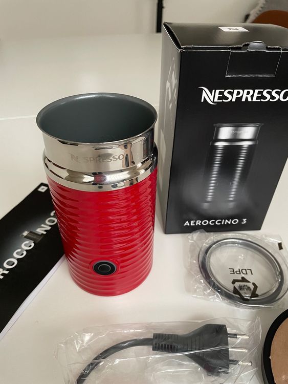 Nestlé Nespresso Milchschäumer Aeroccino 3 Rot