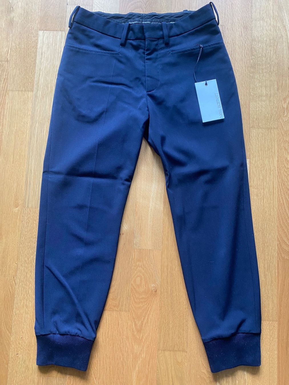 Hosen: ORIGINAL NEIL BARRETT HOSEN PANTS NAVY 44 LADENPREIS 789 USD – Neu (gemäss Beschreibung) aus Zürich von TRIKOTKAISER