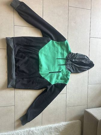 Pullover schwarz/grün