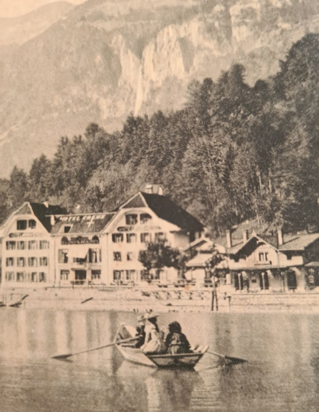 Cartoline postali: Brienz mit Hotel Kreuz 1918 – Usato da Ebikon venduto da Donar50 1