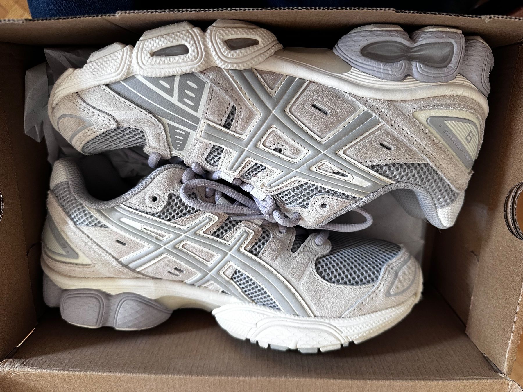 Asics Scarpe da donna: Asics – Usato da Biel/Bienne venduto da KlaudiaM