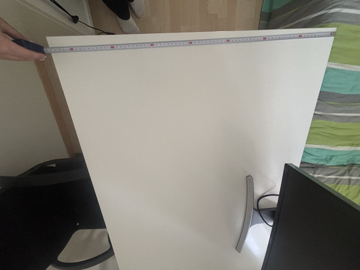Ikea Tables: VIHALS Table Ikea – D'occasion à Neuhausen par george.hatton 2