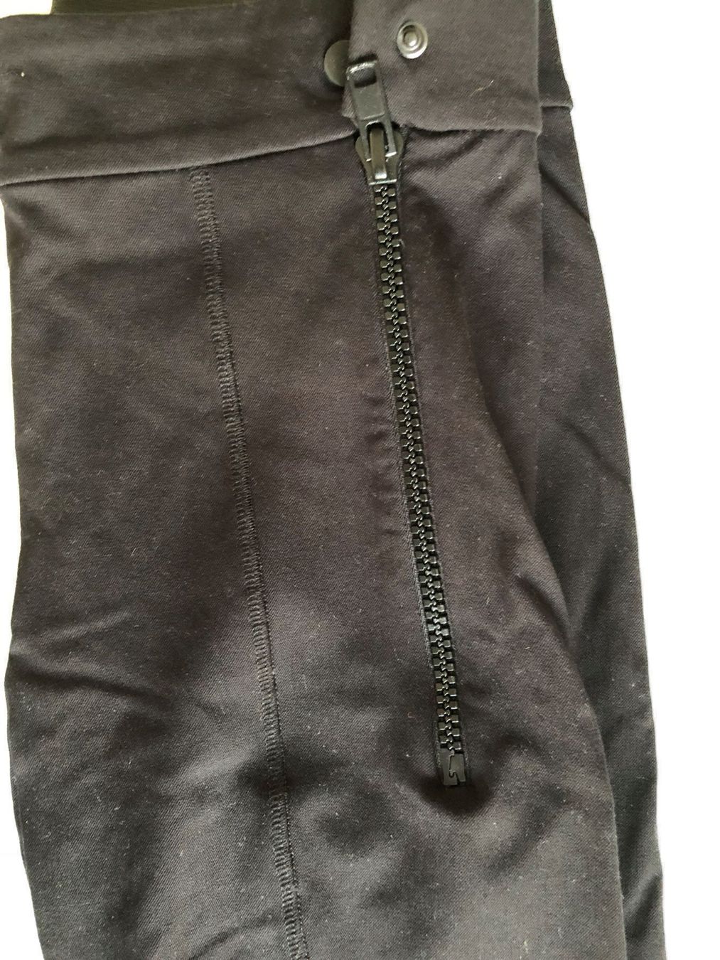 Zara Hosen: SEXY Damenhose von Zara – Neu (gemäss Beschreibung) aus Adliswil von Jessik0 1