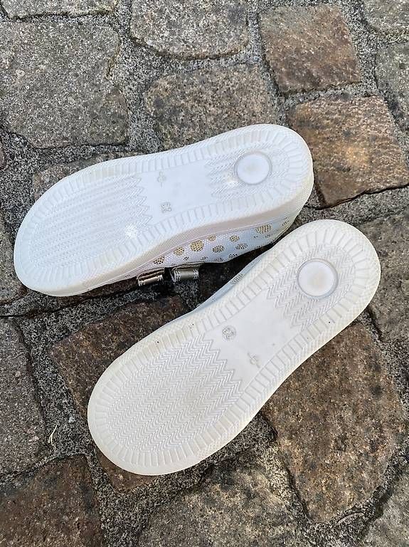 Scarpe per ragazzi: Schuhe 29 – Usato da Luzern venduto da feder11 1