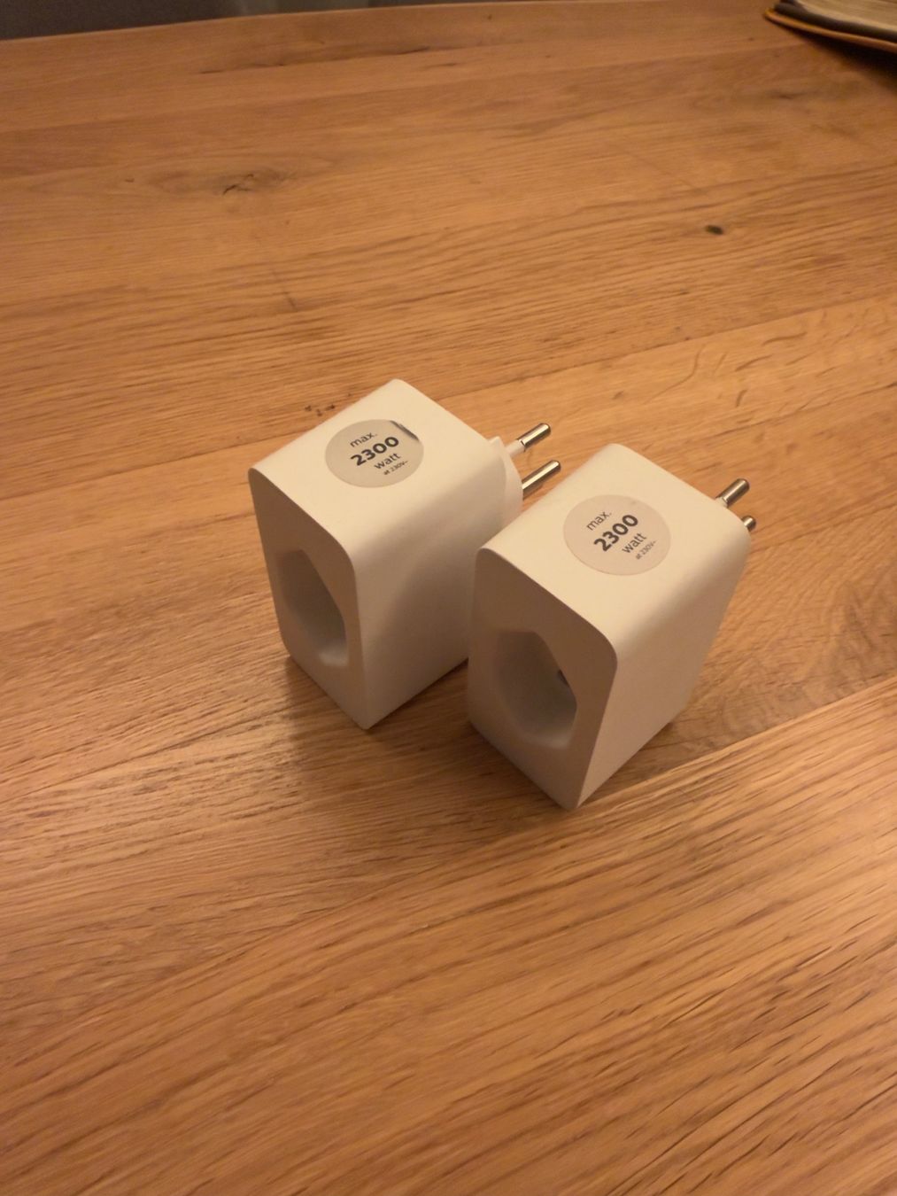 Philips Schalter: 2 x Philips Hue SmartPlug CH (CH-Version Stecker) – Gebraucht aus Fällanden von Cmon83 1