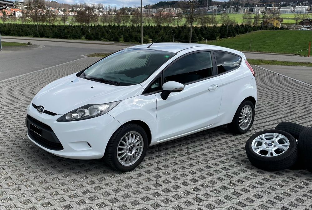 Ford Fiesta Mk6 Schrägheck (JA8) Frisch ab MFK