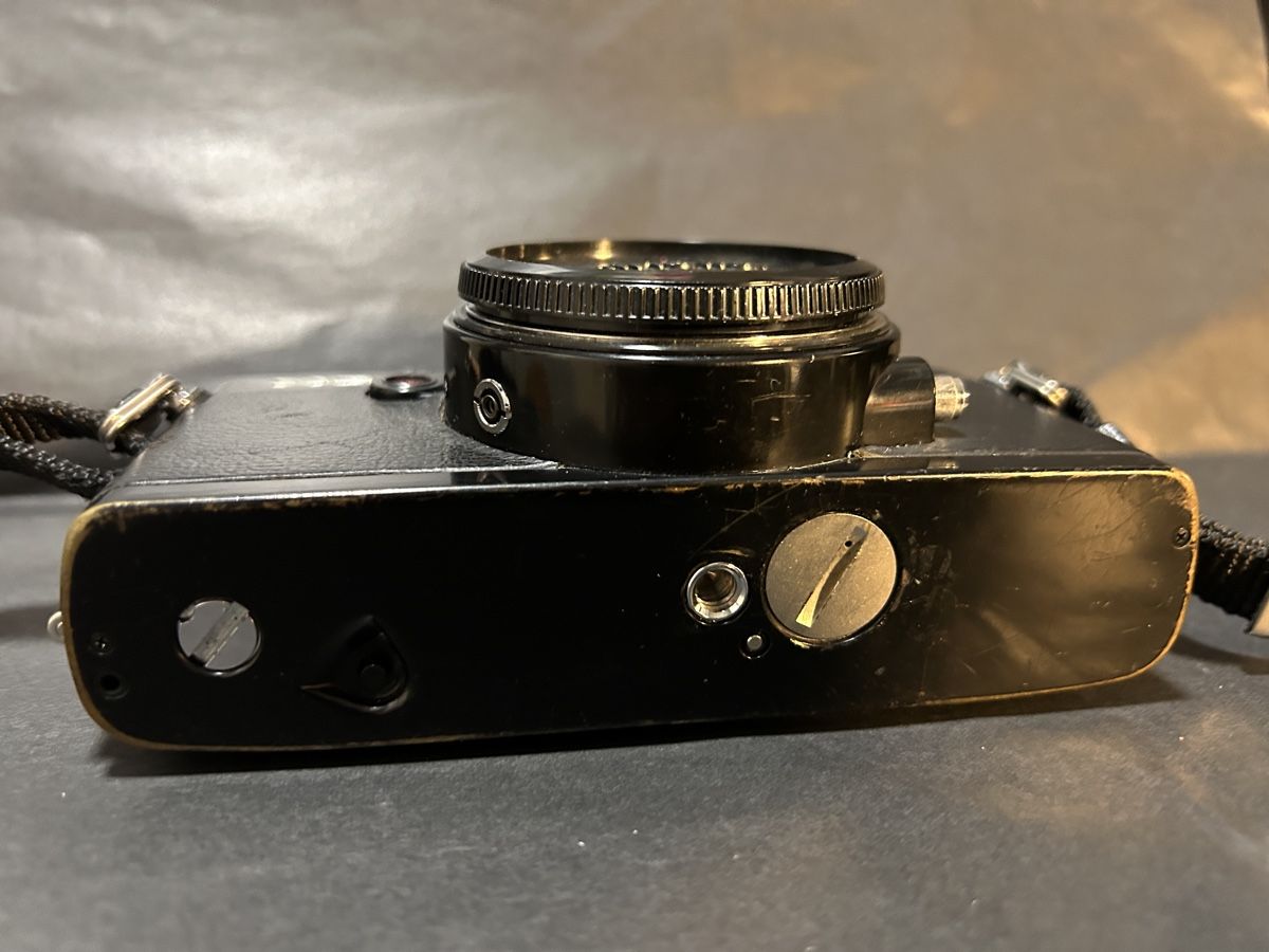 Minolta Fotocamera: Minolta XG 9 mit Databack – Usato da Basel venduto da Schtreuner 2