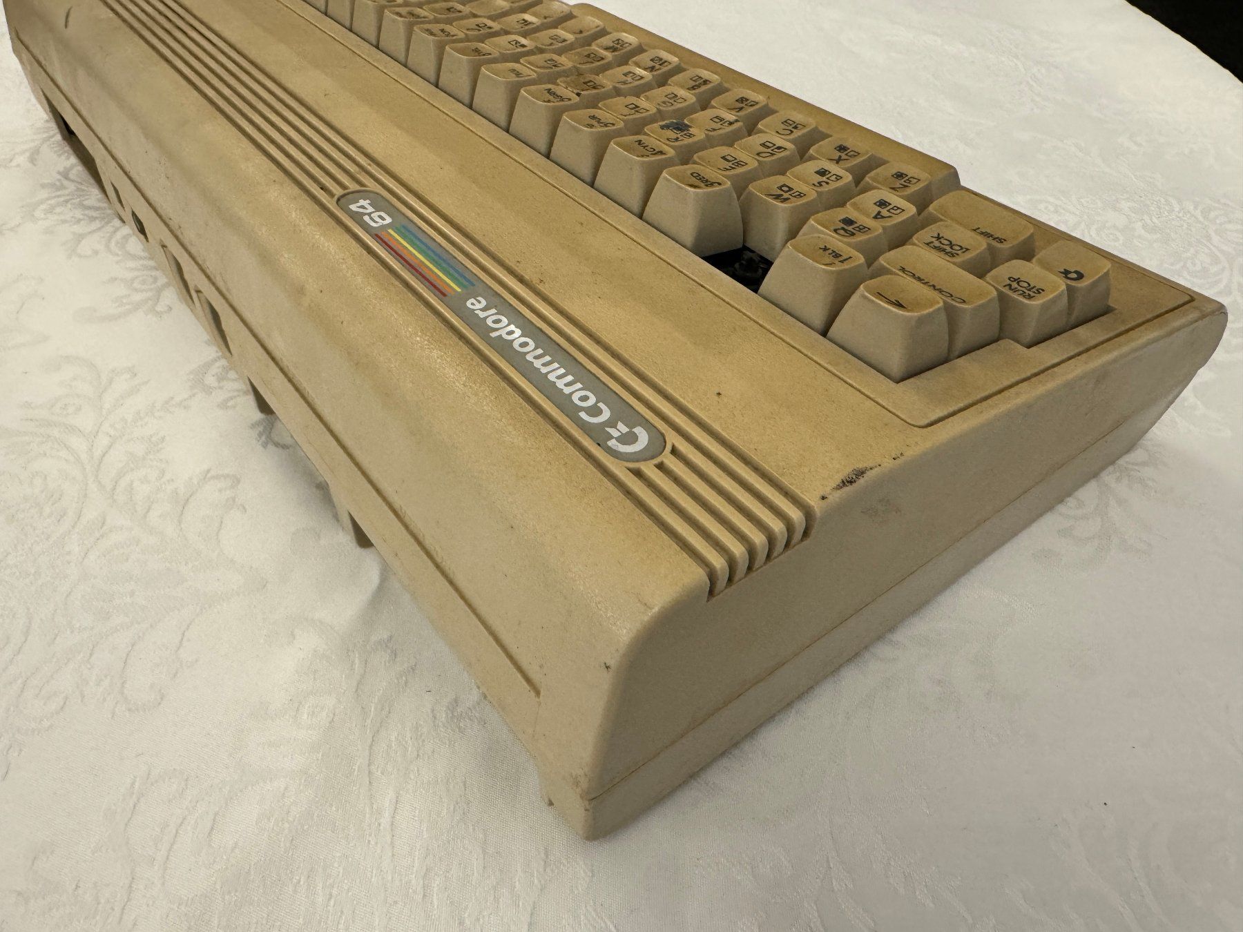 Commodore PCs: Commodore C64 Computer / Original aus den 1980er Jahren – Gebraucht aus Burgdorf von  1