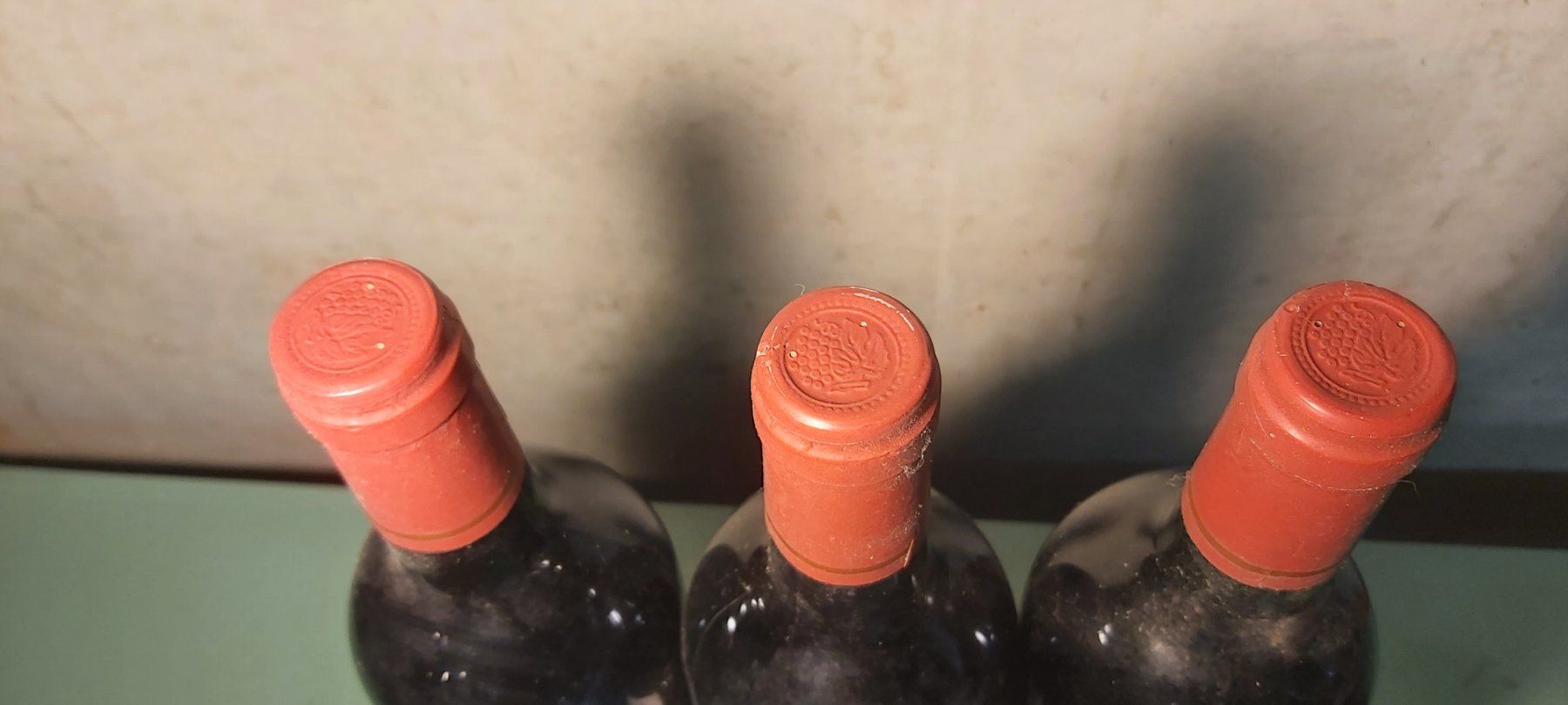 Wein: 3 Flaschen Château du Val d'Or 1995 – Neu (gemäss Beschreibung) aus Uffikon von Betterwo 4