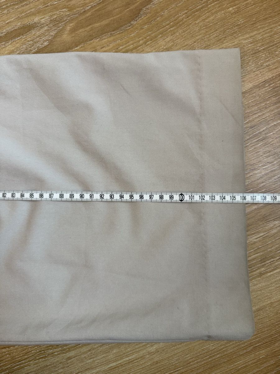 H&M Pantaloni: Pantalon large à plus beige H&M, t.38/M – Usato da Tavannes venduto da Thriftshop 3