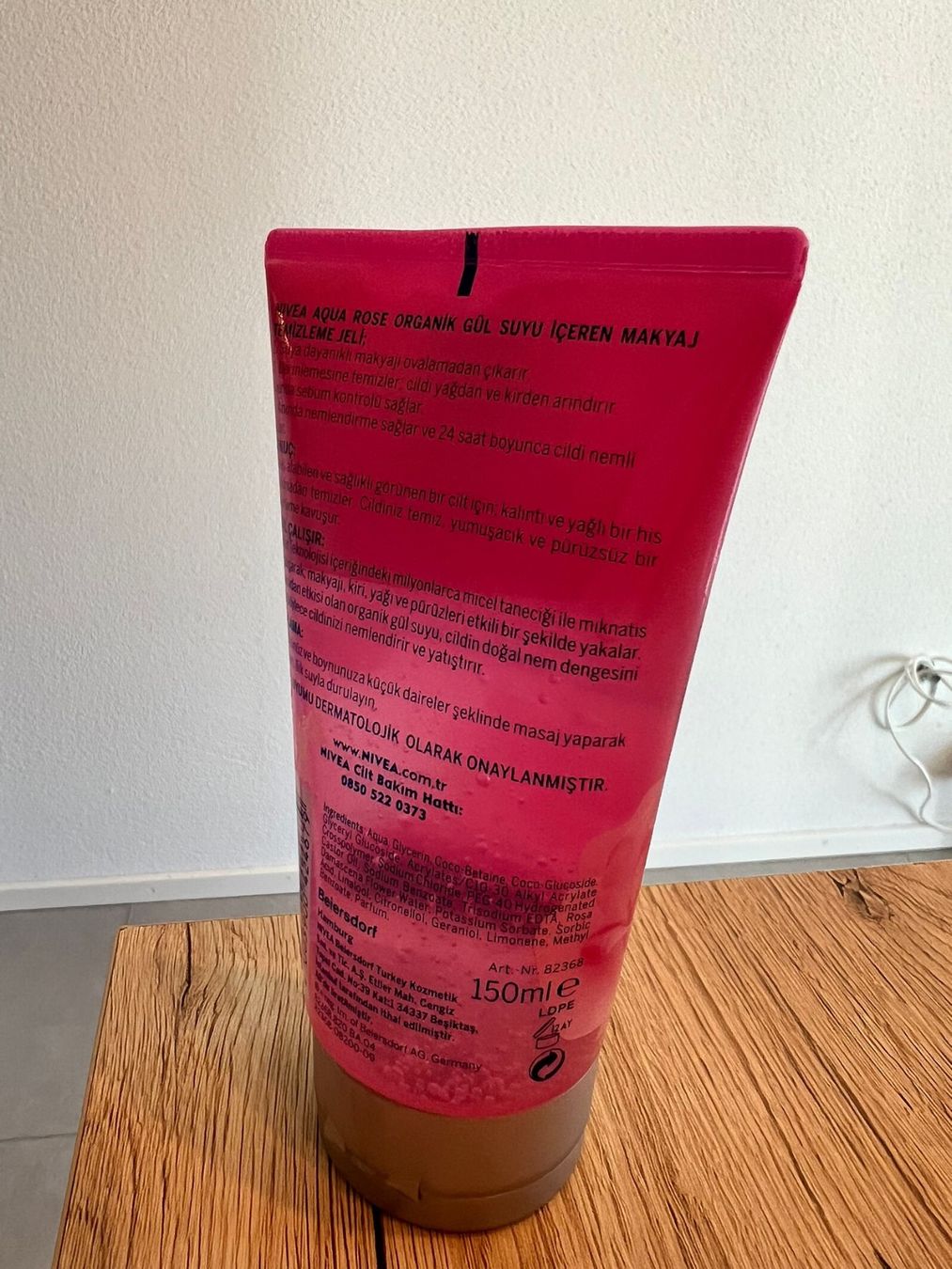 Make-up: NIVEA Aqua Rose – Make-up Entfernungsgel – Gebraucht aus Aarau von BuddySwiss 1