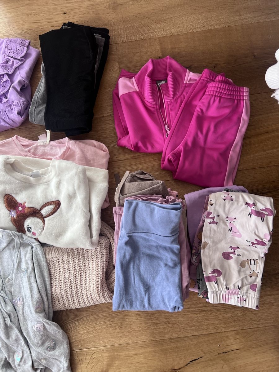 Ensembles coordonnés: Kleiderpaket Grösse 92/98 – D'occasion à Breitenbach par Saskia.Betschart 1