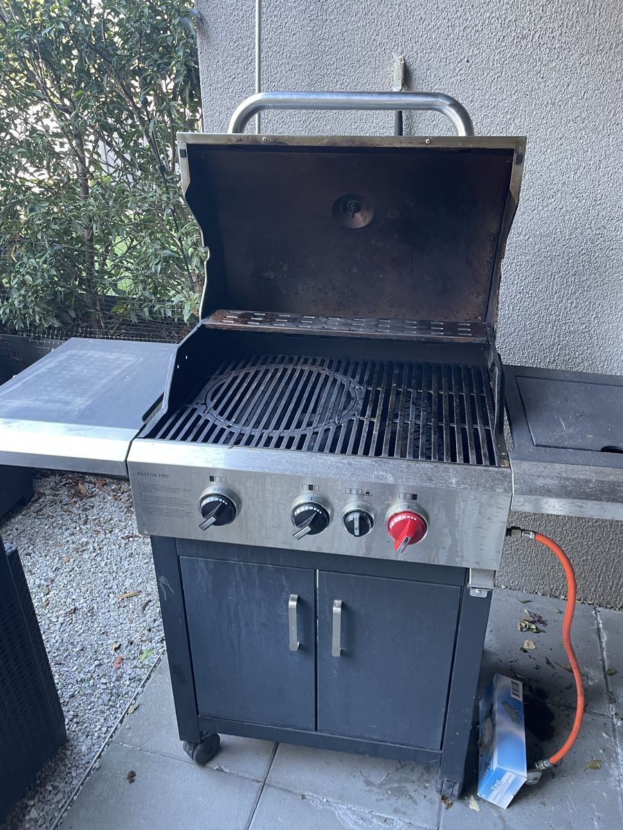 Grills: GRATIS Gasgrill Enders – Gebraucht aus Lyss von tyr_v755 1