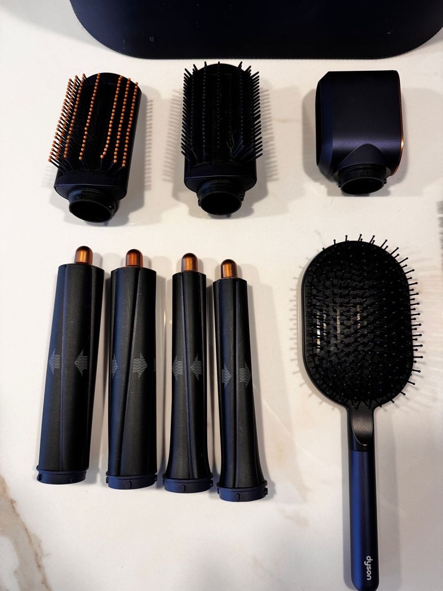 Dyson Asciugacapelli: Dyson Airwrap Complete Haarstyler – Usato da Illnau venduto da mel_d5bz 1