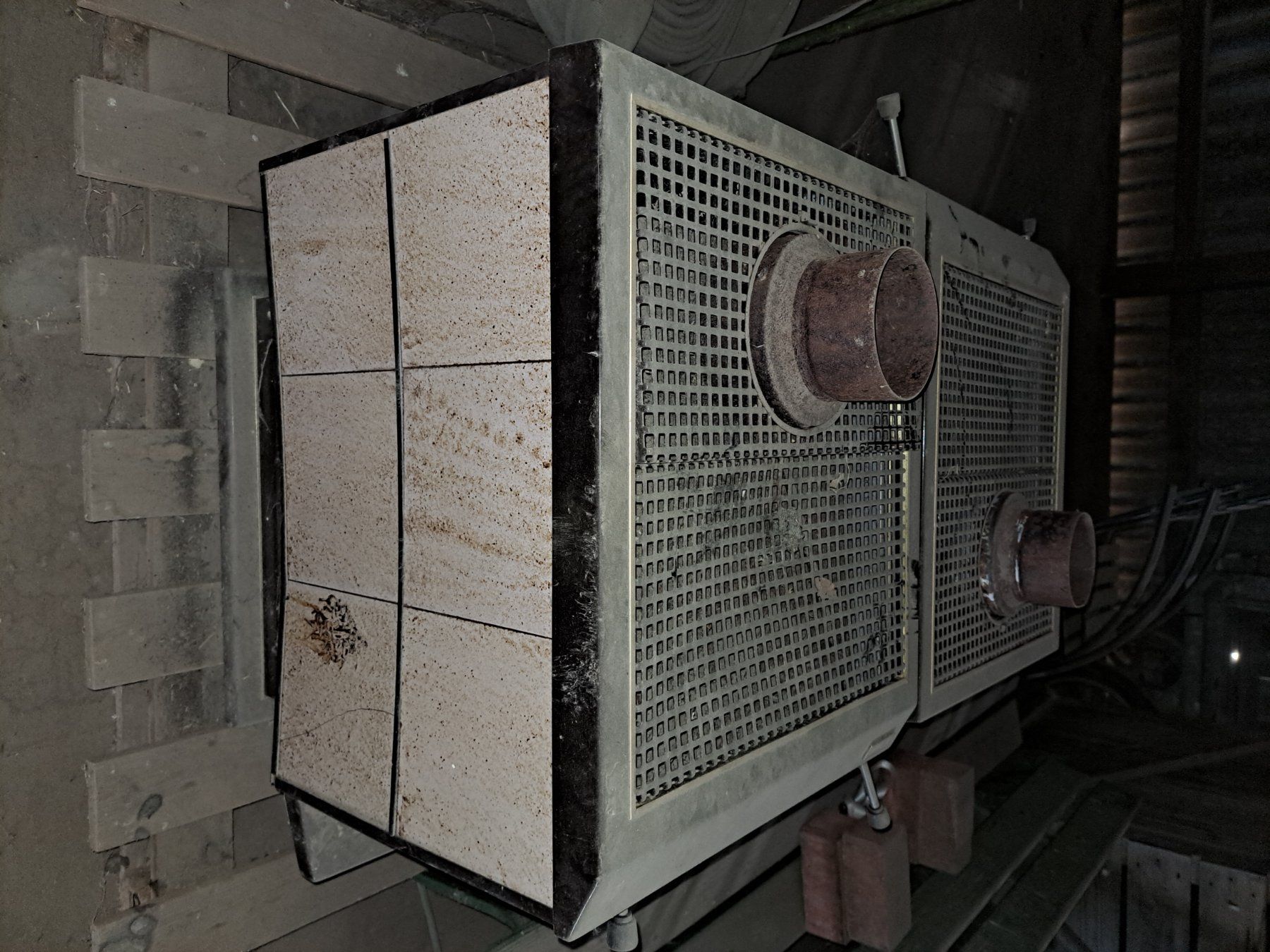 Altri mobili d'antiquariato: Holzofen/ Zimmerofen – Usato da Berken venduto da GDGMBH