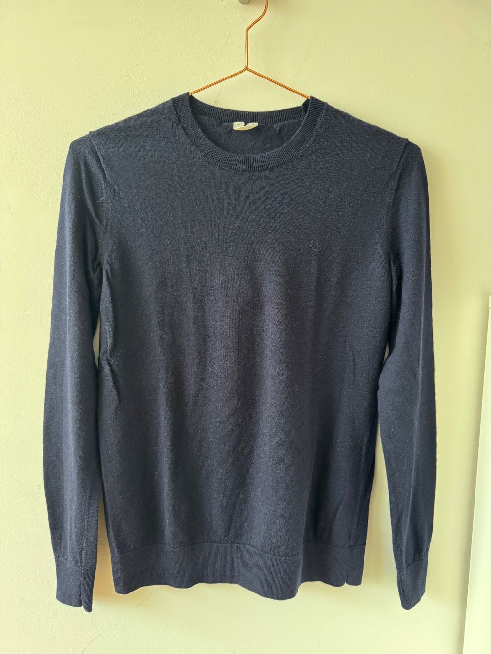 Arket Pullover & Sweatshirts: Arket Wollpullover navy – Gebraucht aus Zürich von sinaxnoemi