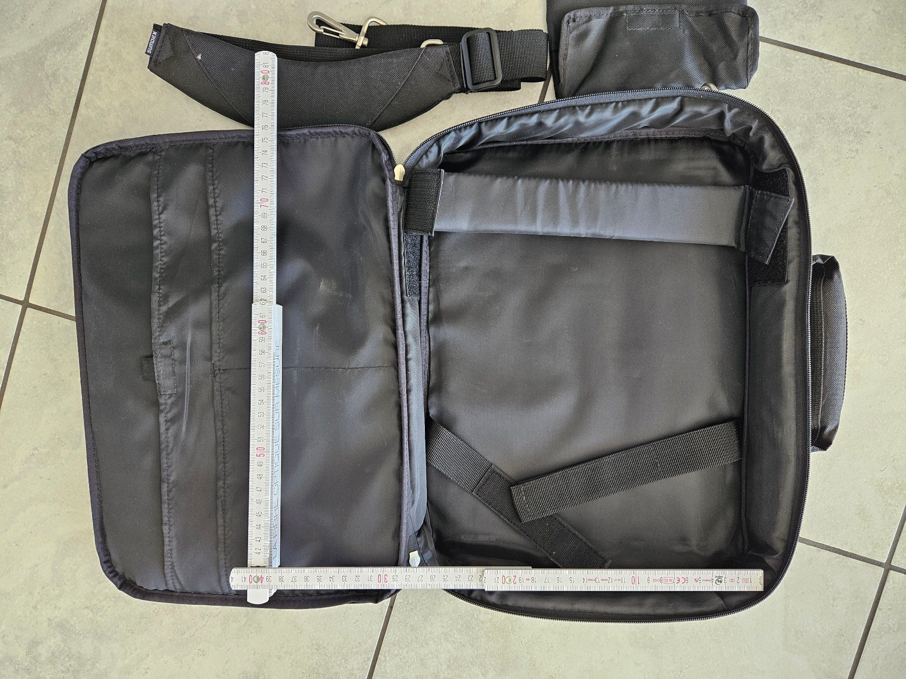 Borse: Laptop Tasche – Nuovo (secondo la descrizione) da Wauwil venduto da seriously3 3