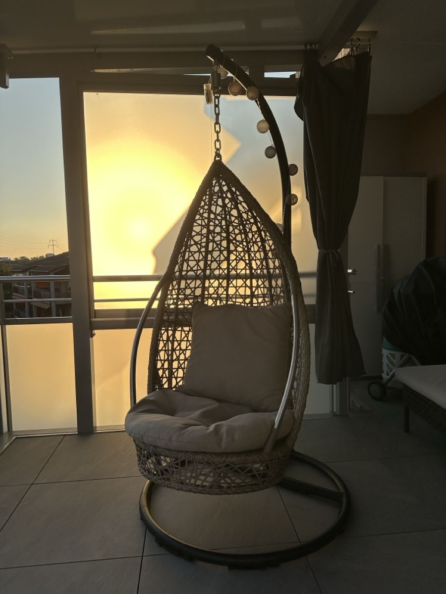 Micasa Gartenhängesitze: Hängesessel mit Kissen für Balkon oder Garten – Gebraucht aus Glattbrugg von lis_68xp