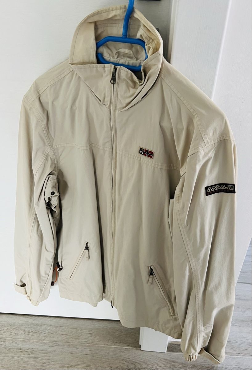 Napapijri Giacche: Veste NAPA PJIRI – Usato da Riva San Vitale venduto da anouky01