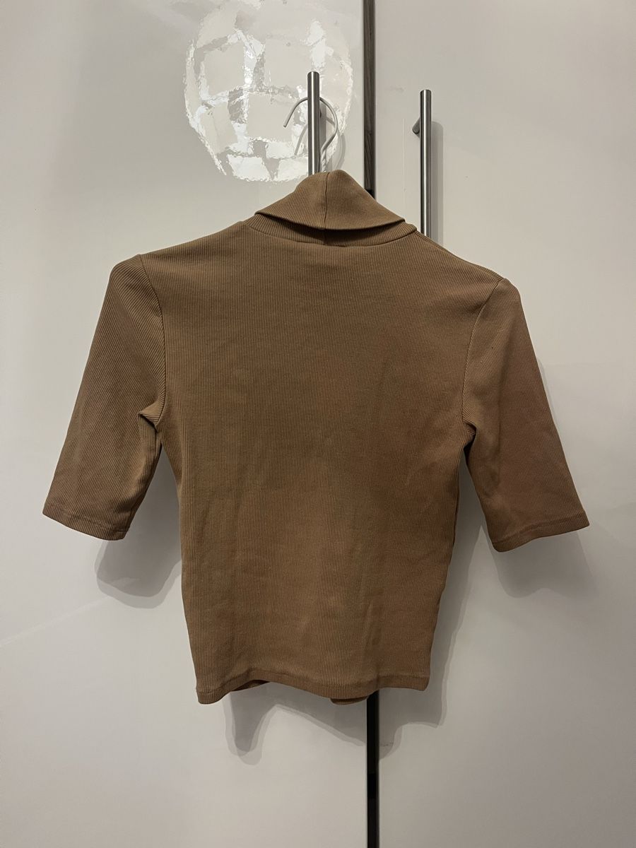 Zara Top: Haut à col ZARA taille S  – Nuovo (secondo la descrizione) da Aigle venduto da sow_m7gm 8