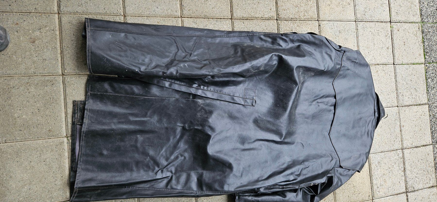 Cappotti: antiker motorradmantel – Usato da ZIHLSCHLACHT venduto da Raja9 2
