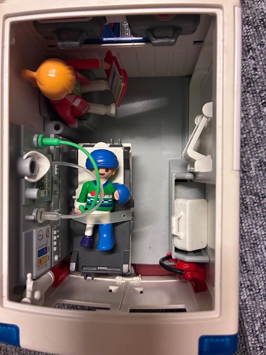 Playmobil Giocattoli: Playmobil Krankenwagen – Usato da Kreuzlingen venduto da Faebuu 3