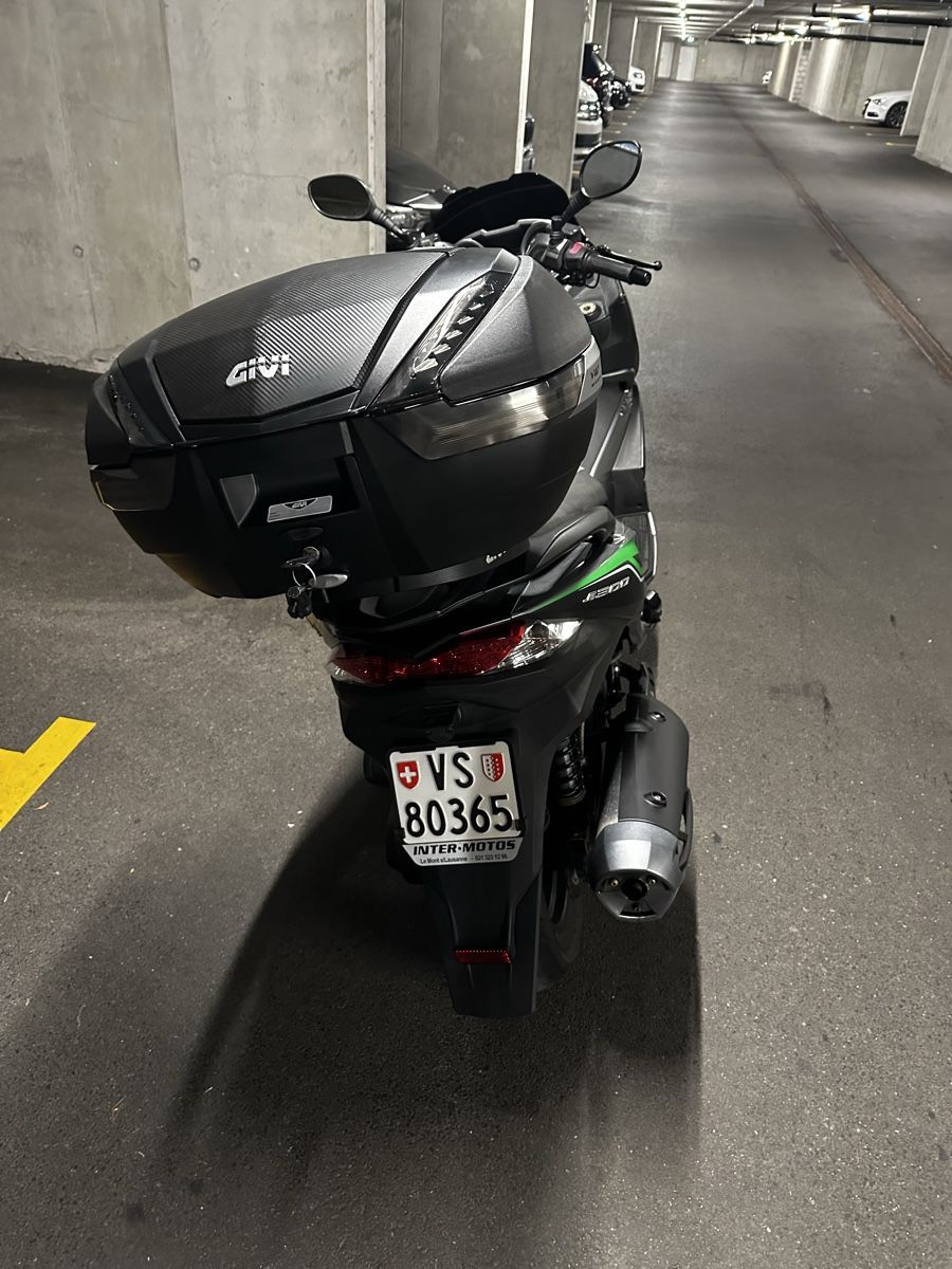 Kawasaki Altro: Kawasaki J300 – Usato da Visp venduto da Swissedize 2