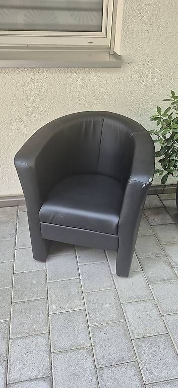 Stühle: Kunstleder Stuhl – Gebraucht aus Unterengstringen von Patrolgr 1