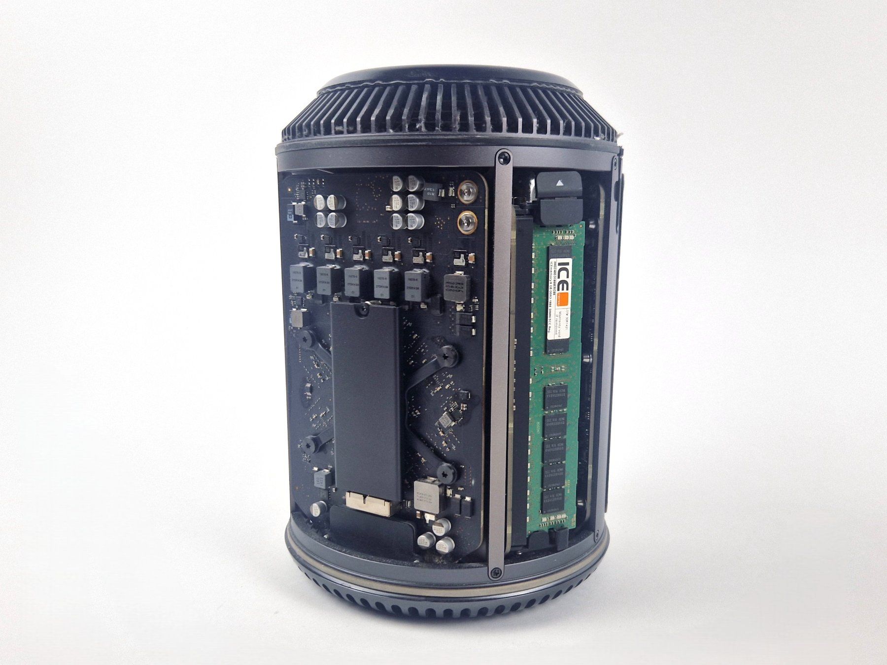 Apple PC: Apple Mac Pro (Late 2013) – Usato da Basel venduto da Restwert_Basel 6