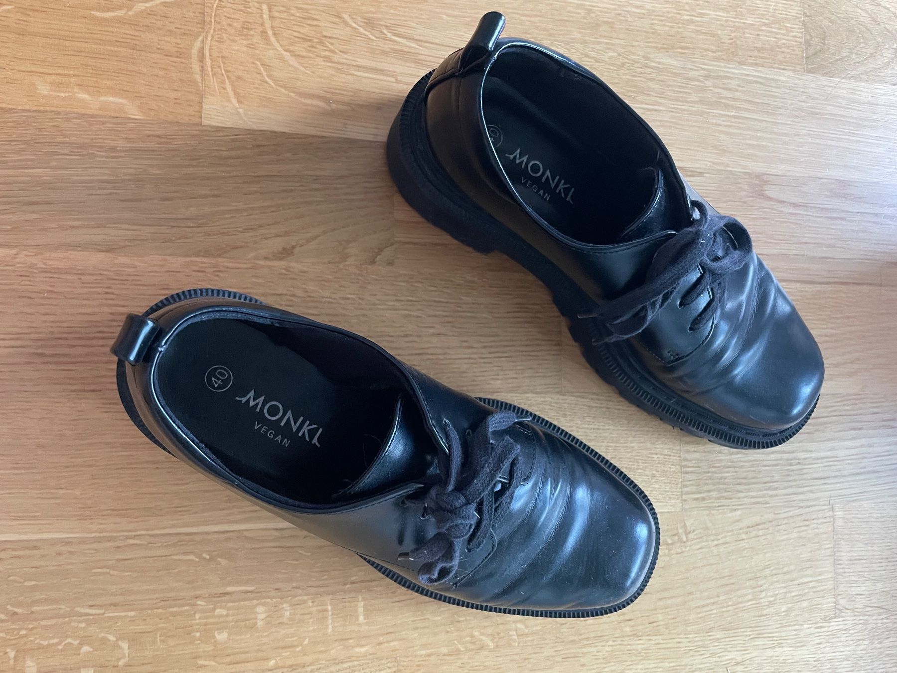 Monki Scarpe da donna: Chaussures Monki vegan (taille 40) – Usato da Bussigny venduto da almee14 1