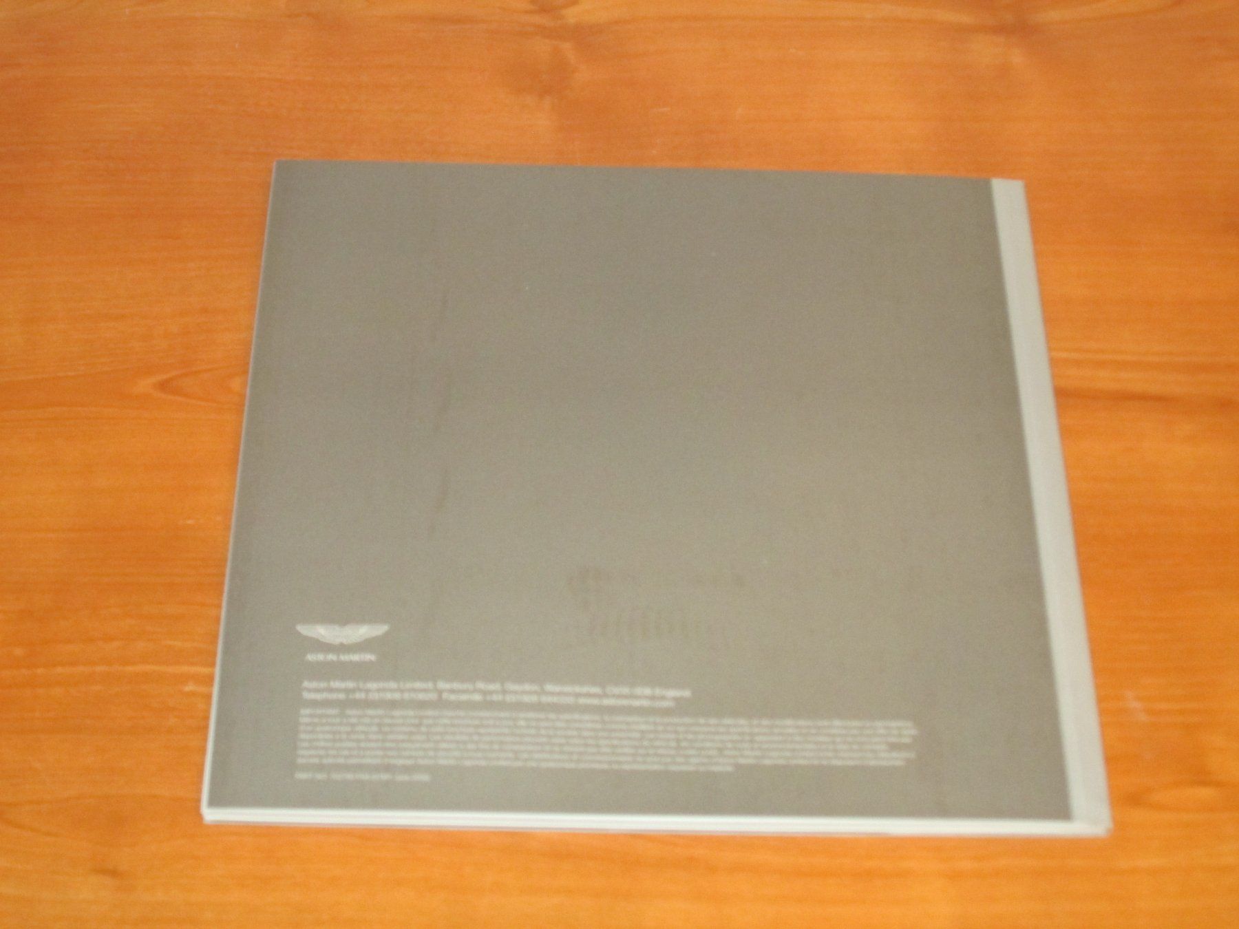 Aston Martin Documenti: Catalogue Aston-Martin DB9 – Nuovo e nell'imballaggio originale da Bonfol venduto da zagato43e 2