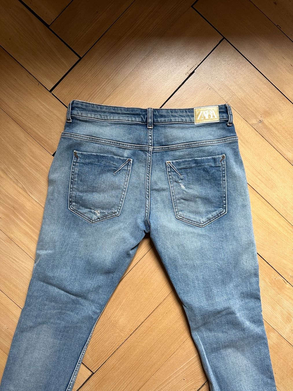 Zara Jeans: ZARA - Destroyed Jeans blau 38 – Gebraucht aus Zürich von Diazaio 2