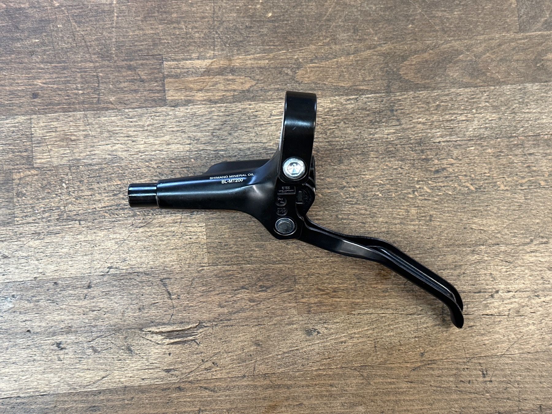 Shimano Ersatzteile: Shimano BL-MT200, einzelner Bremshebel Rechteseite – Gebraucht aus Basel von BICICLETTISTA 1