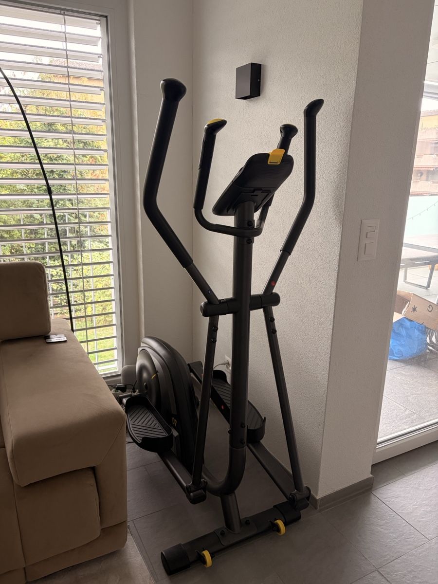 Decathlon Vélos d'appartement: Crosstrainer  – Neuf (Voir description) à untersiggenthal par stephanymar
