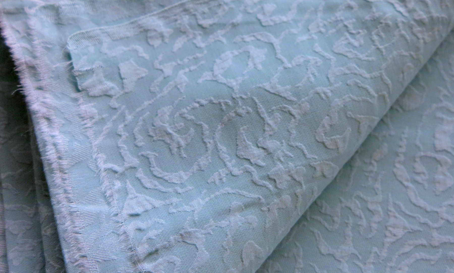 Tissus: 145 cm Seide Jacquard – Neuf avec emballage d'origine à Büttikon AG par Kaebri 2