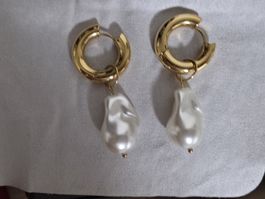Big Earrings with Baroque Pearl Gold Tone New