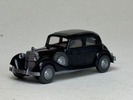 GB- Wiking Mercedes 260 D schwarz
