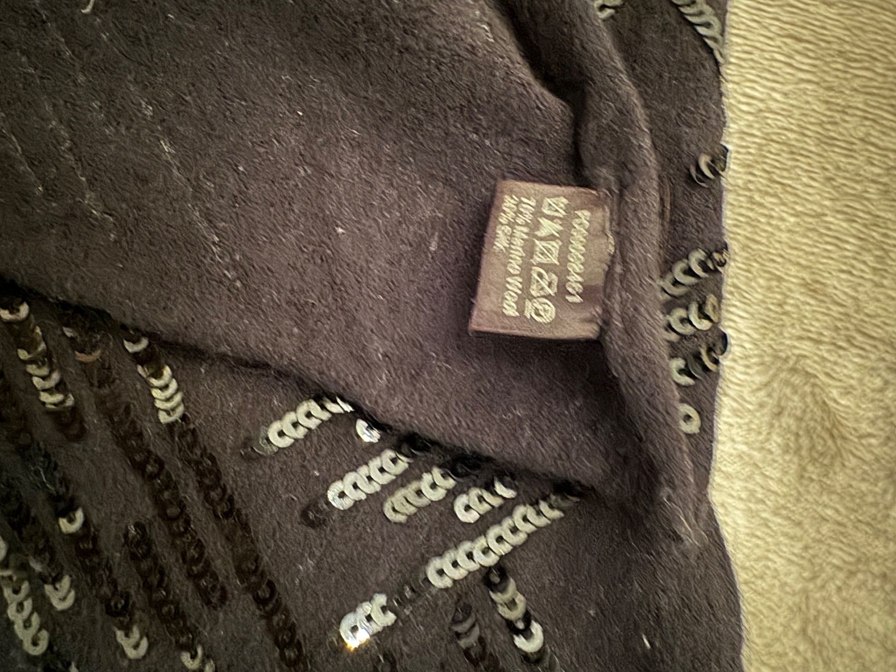 Roeckl Foulard & Sciarpe: Damen Schal – Usato da Zürich venduto da VictoriaGVA 2