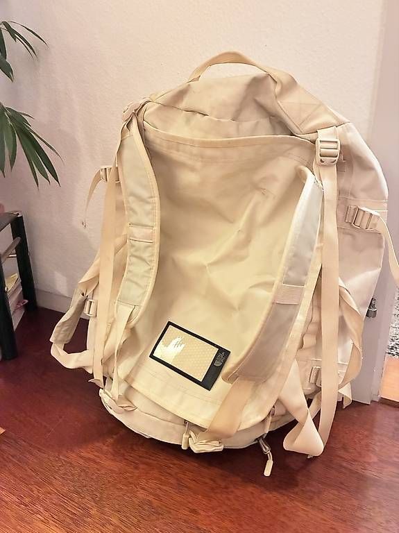 Taschen: North Face Tasche Grösse L  Weiss – Gebraucht aus Zürich von Lieblingsdinge 1