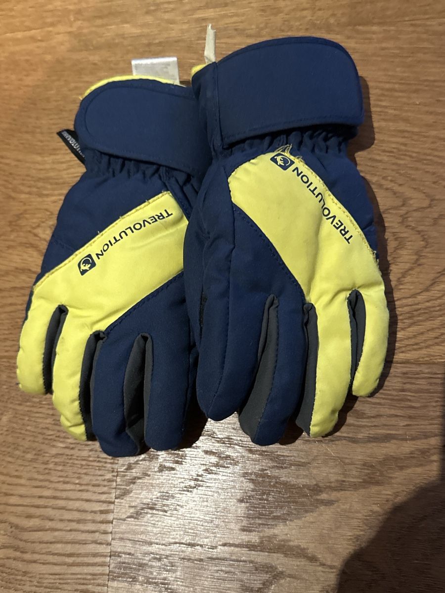 Kinderhandschuhe: Skihandschuhe Gr. 4,5 – Gebraucht aus Pratteln von Nala78