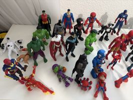 Actionfiguren Set Superhelden Konvolut gebraucht