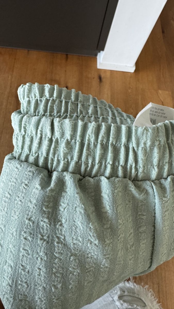 H&M Hosen: Sommerhose Grösse 164, grün – Gebraucht aus Abtwil SG von monchy01 1