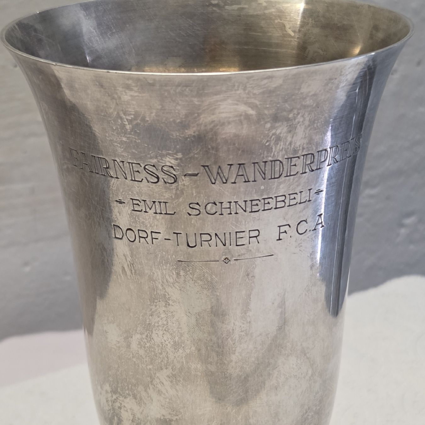 Autres collections & raretés: Versilberter Messingpokal, Vintage – D'occasion à Stans par Ducati16 2