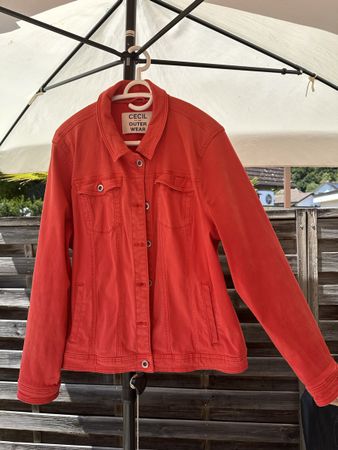 Damen Jeansjacke Grösse 46