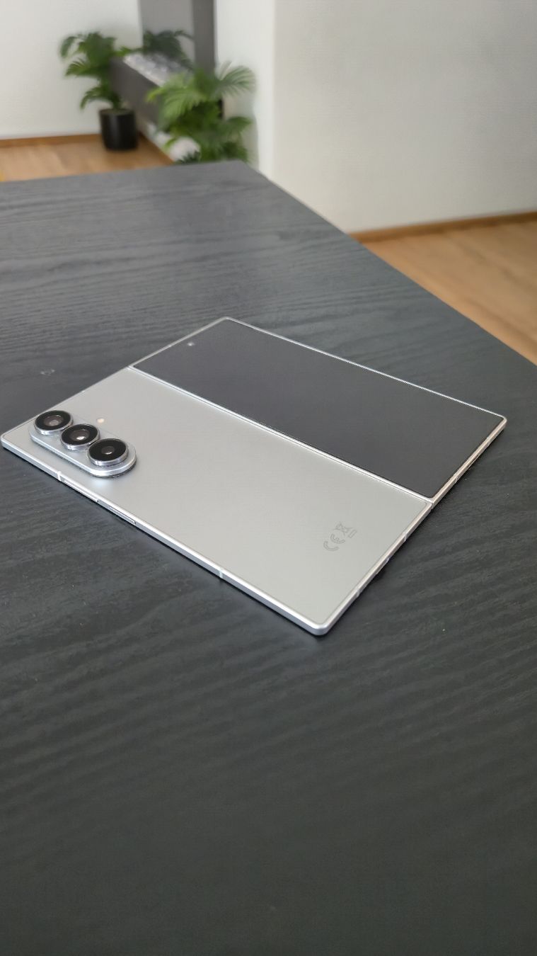 Samsung Telefoni cellulari / Smartphones: Samsung Galaxy Z Fold 7, 12/512gb . – Nuovo (secondo la descrizione) da Glis venduto da sin_rqh6