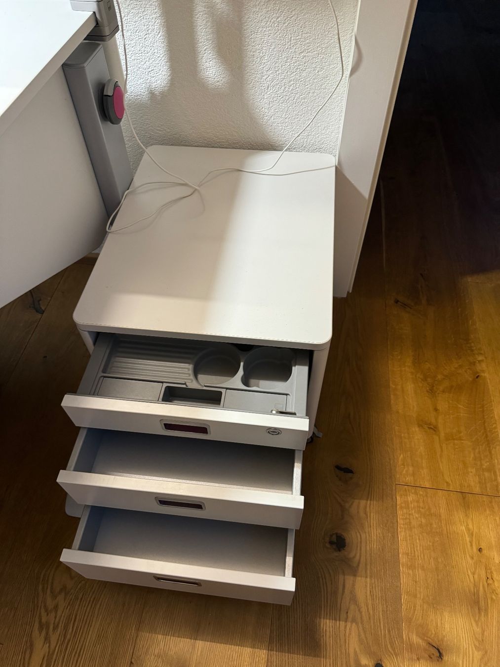 Moll Banconi: MOLL Rollcontainer 43x54x43cm – Usato da Herzogenbuchsee venduto da zukerka 1