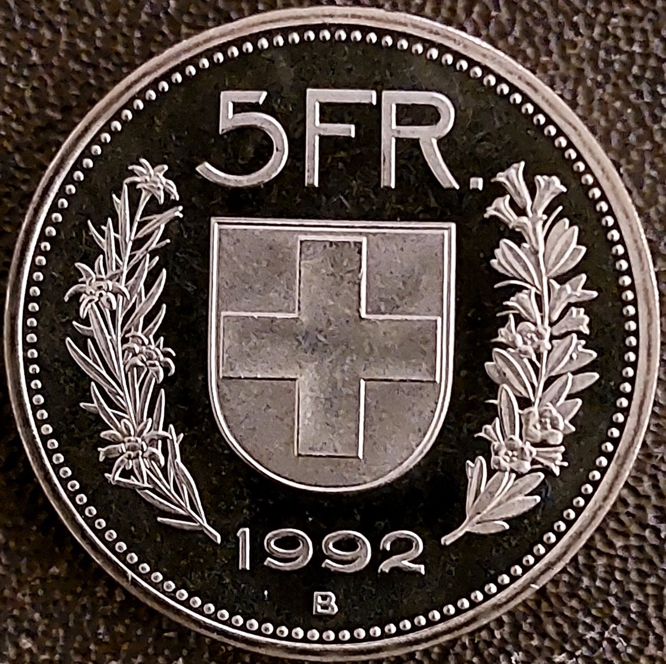 Tutti le monete: 5 Franken 1992 stgl. / aus Münzsatz – Nuovo (secondo la descrizione) da Arch venduto da coinsandmore