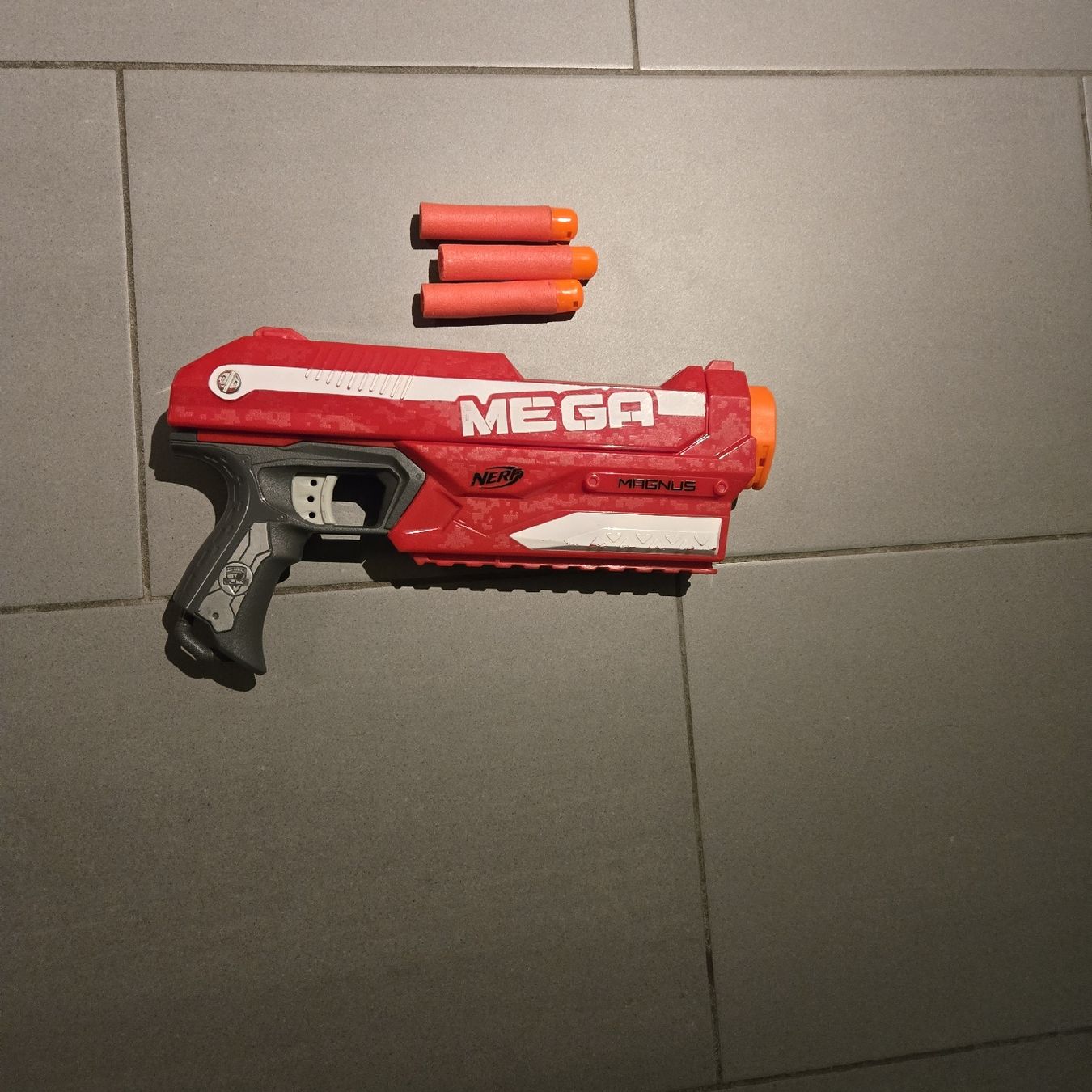 Nerf Spielzeuge: Nerf Blaster Set 4 Modelle mit Darts gebrauchter Zustand – Gebraucht aus GÜMLIGEN von DJ-Jana 3