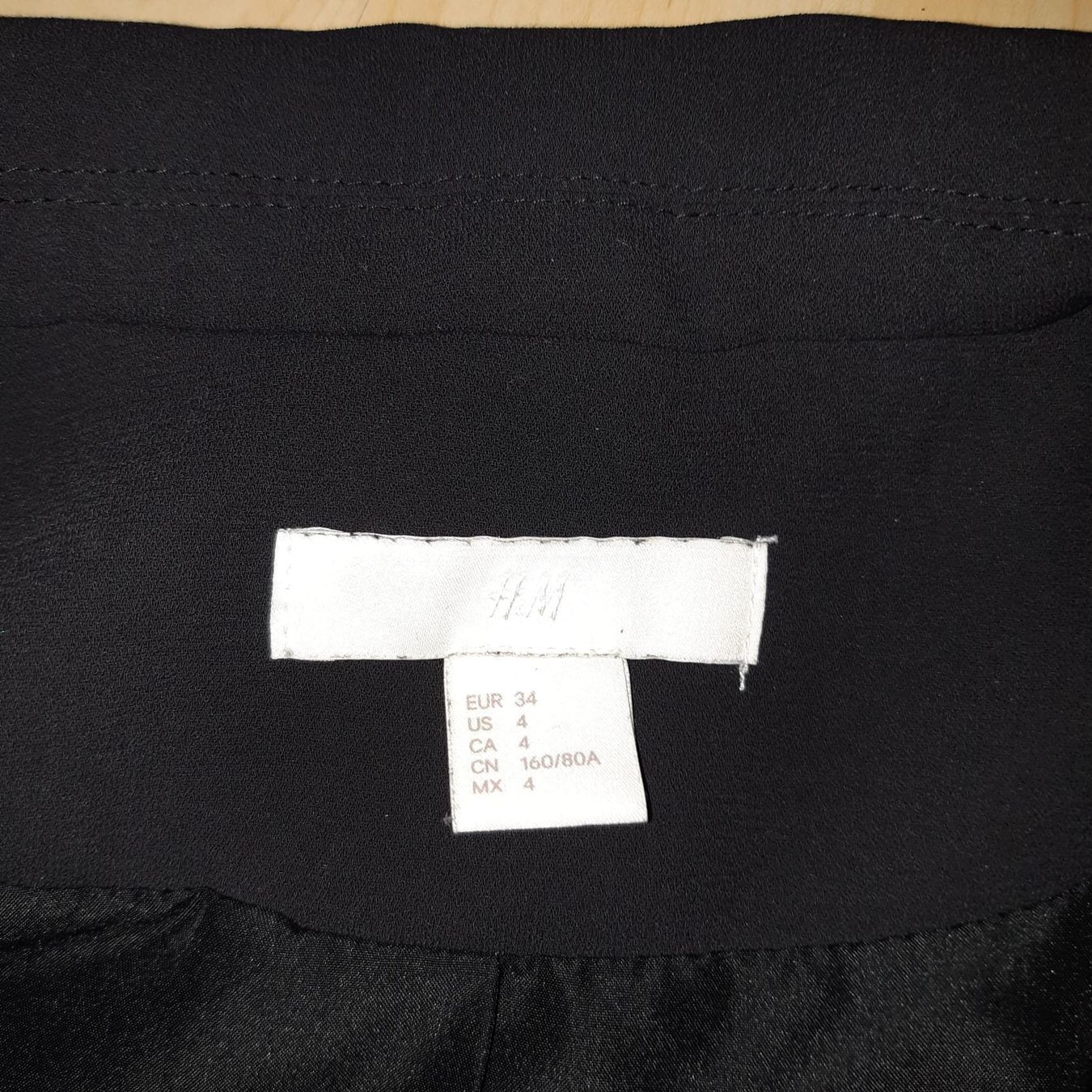 H&M Jacken: Damen Blazer, Gr 34, Marke: H&M – Gebraucht aus Sachseln von jocaso 2