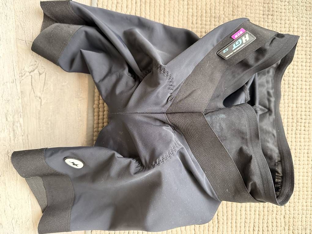 Assos Pantaloni: Assos Radhose – Usato da Küssnacht am Rigi venduto da Jazzy76